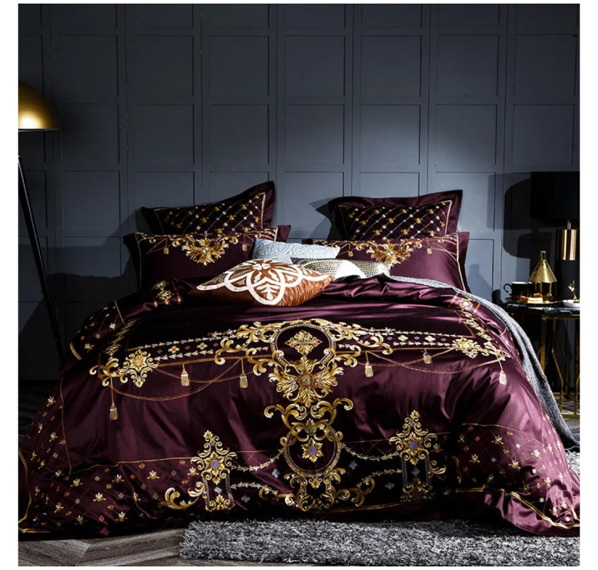 Experience Ultimate Comfort with Our Luxury Queen Bed Set