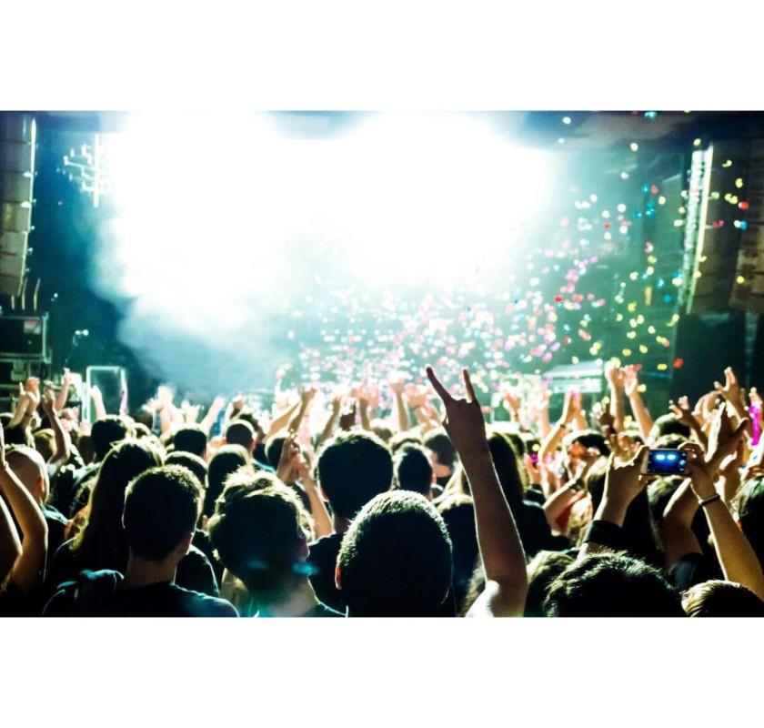 Book the Best Music in Palm Desert for Your Next Night Out