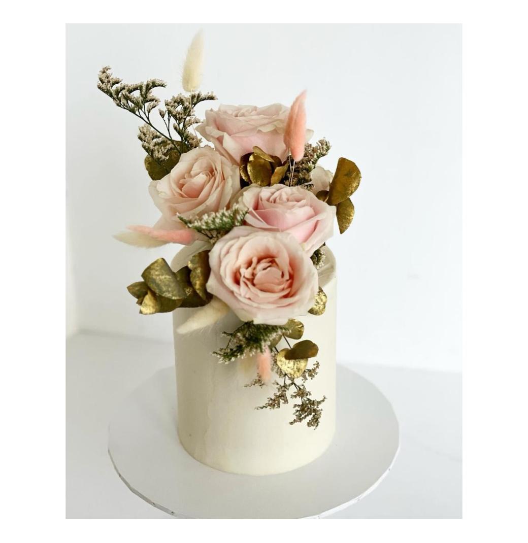 Best Engagement Cakes | Engagement Cake Designs | Sydney - 1/3