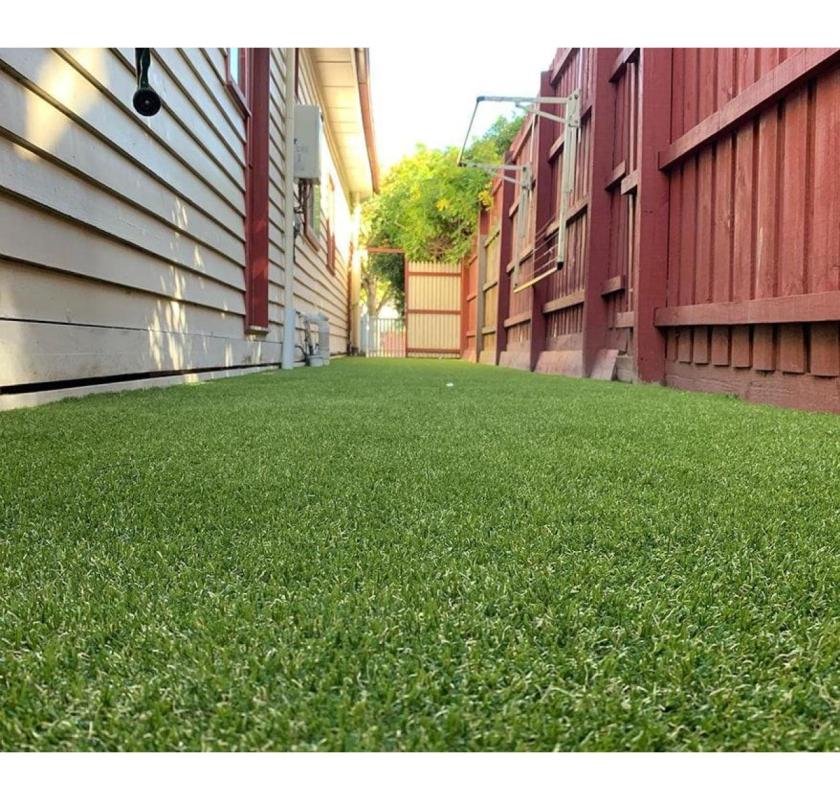 Beautiful, Low Maintenance Synthetic Grass in Melbourne