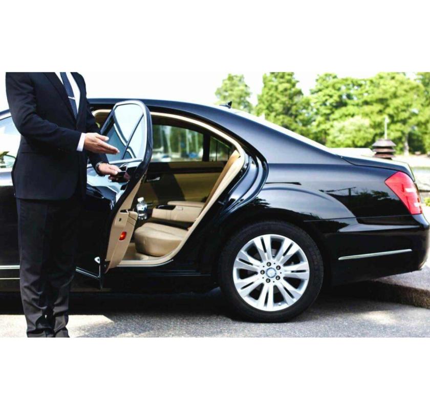 Fast & Safe Oakville Airport Taxi – Local & Professional