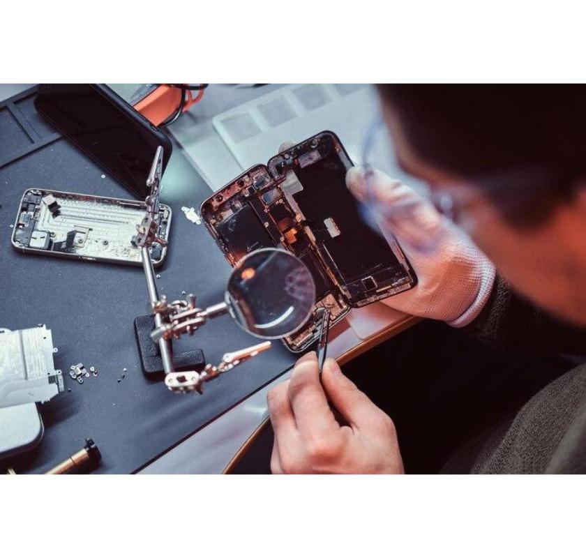 Fix It Fast with the best cell phone and Apple Watch screen repair in Auckland
