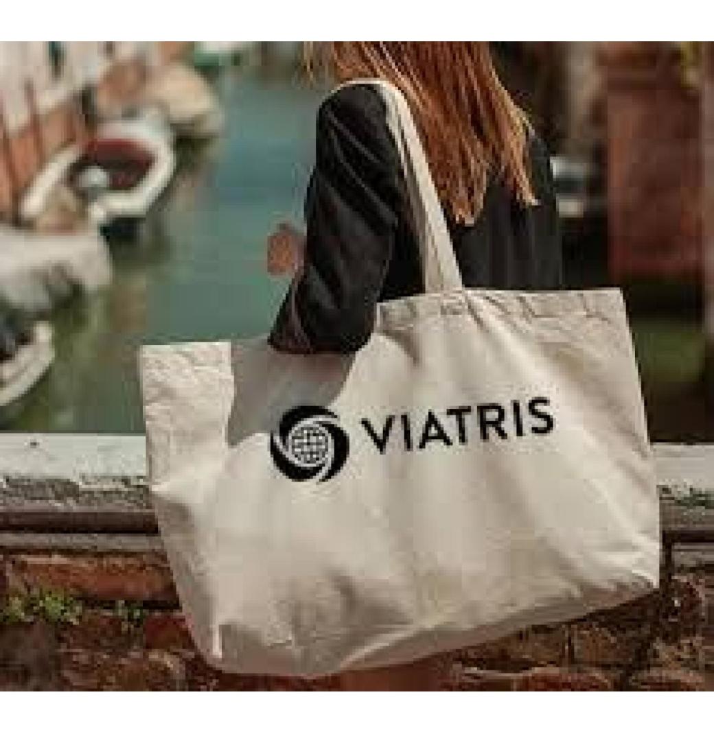  Brand Everywhere Using Promotional Tote Bags in Bulk
