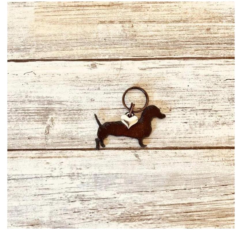 Rusty Metal Keychain for Sale – Dachshund Design with Silver Heart