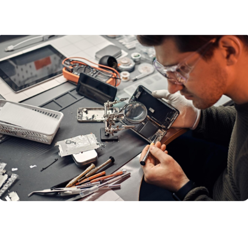 iPhone Screen Repair Experts – Restore Your Display Now