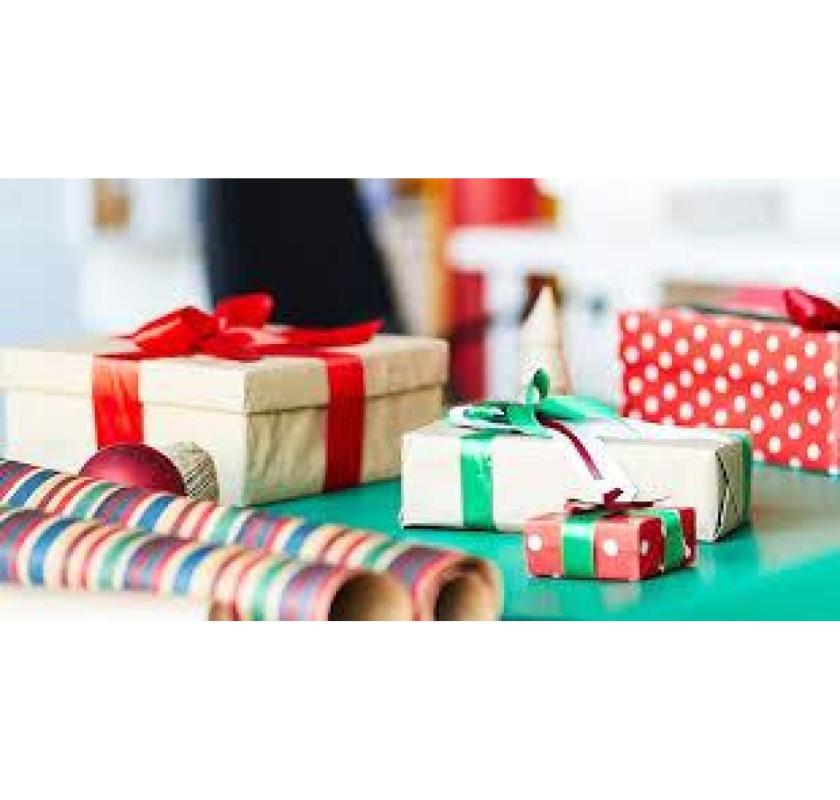 Celebrations Made Special with Holiday Giveaway Ideas 2025 for Employees