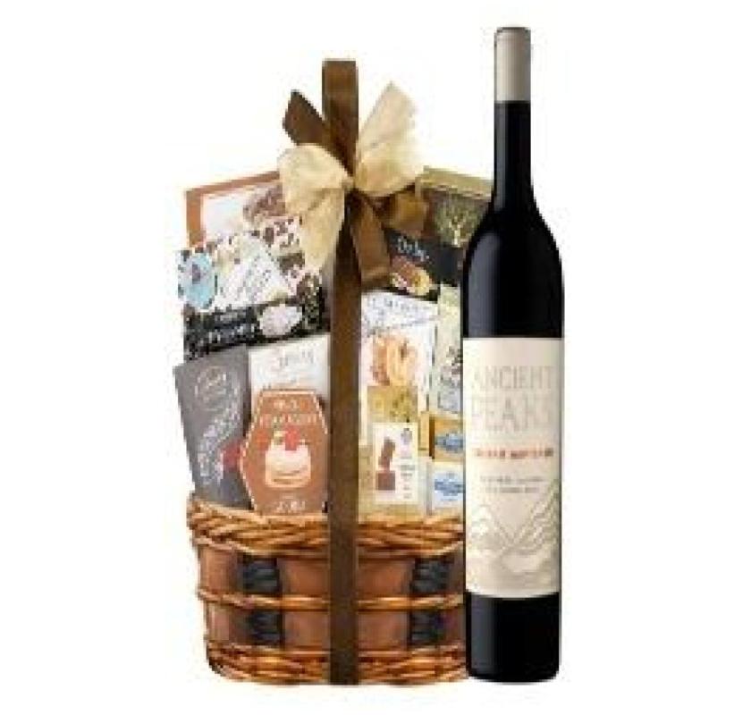 Spread Cheer with Elegant Holiday Wine Gifts